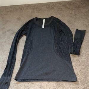 lululemon athletica Gray Long Sleeve Top